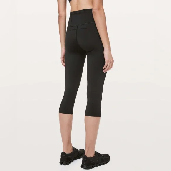 Lululemon Fast & Free Crop II - Picture 5 of 9